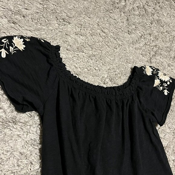 Abercrombie & Fitch Black Floral Embroidered Off The Shoulder Mini Dress sz S - Picture 3 of 6